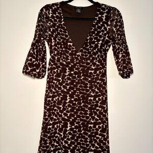 BCBGMAXAZRIA Brown Mesh Animal Print V-Neck Dress XS
